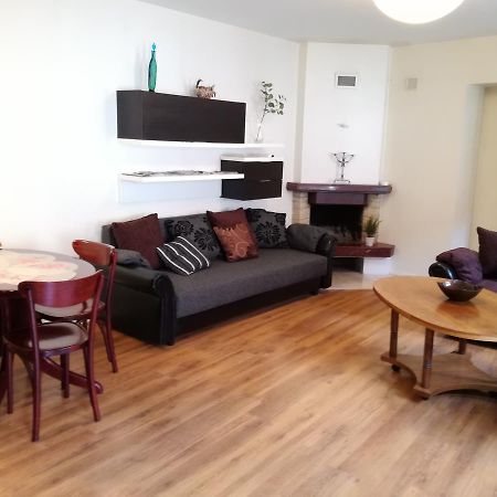 Old Town Apartment At Sv. Mikalojaus Vilnius Eksteriør billede
